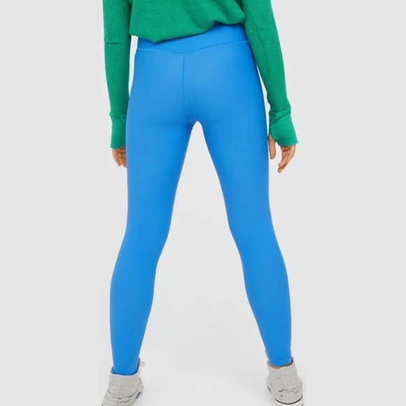 OFFLINE By Aerie Real Me Waffle High Waisted Crossover Legging - Picture 2 of 9